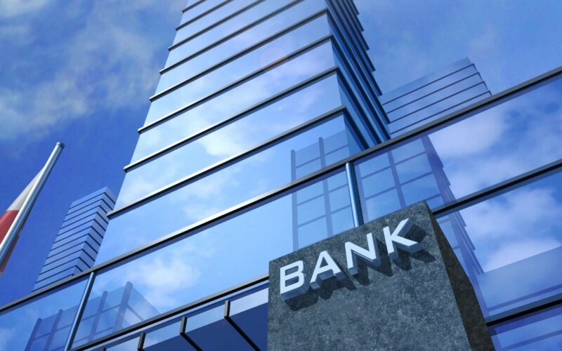 come-entrare-in-banca